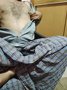 smgrtamil's Live XXX Chat