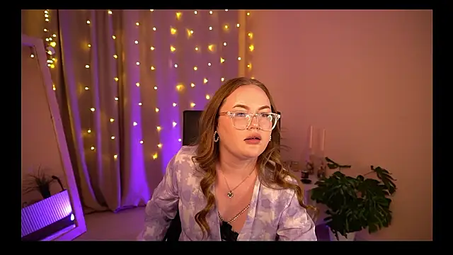 FeliciaLorne's Live XXX Chat