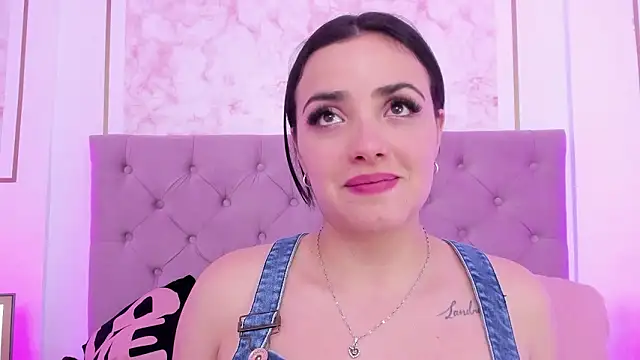 AngelBaker1's Live XXX Chat