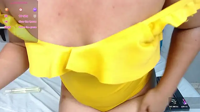 ZolaniBaker Adlı Modelin Canlı XXX Sohbeti