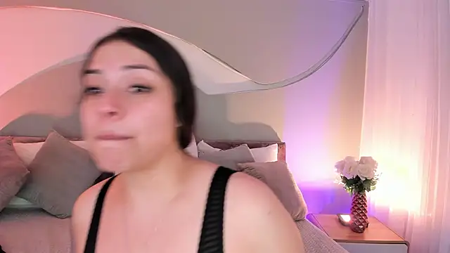 Chat XXX Live Nicolle_W