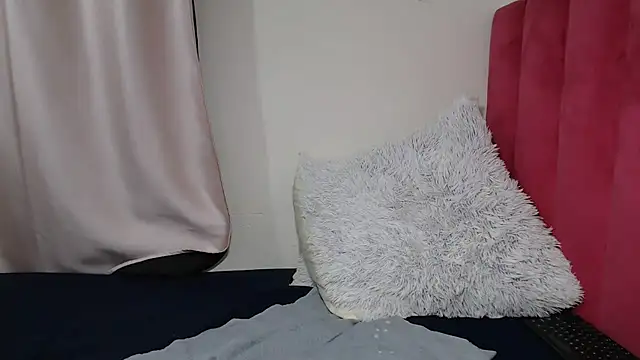 Stormy-Stella's Live XXX Chat