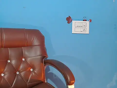 XXX chat uživo modela Wish_Queen