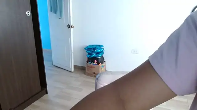 Candela-Smith 即時 XXX 聊天