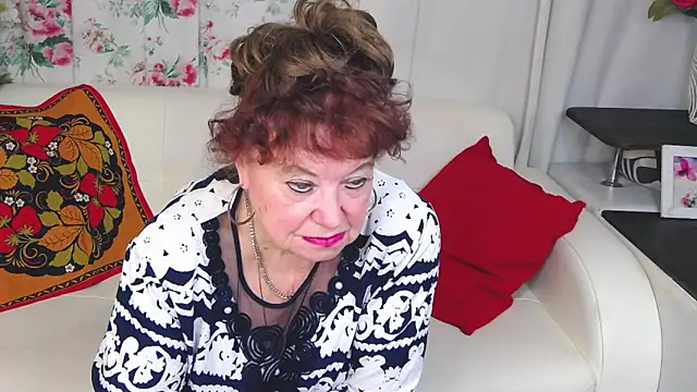 YourHotGranny Live XXX Chat