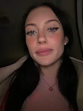 Chat +18 de Melissa_crazy ao vivo