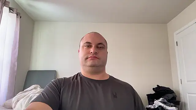 SluggishChase99's Live XXX Chat