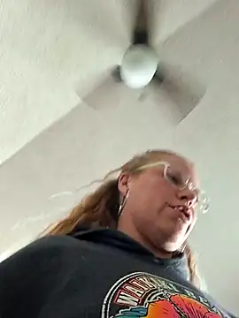 Czat XXX na żywo – Toybox13_