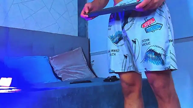 Stiven_collins' Live XXX Chat