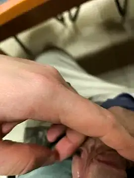 onbifeet's Live XXX Chat