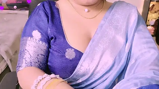 Khaleesiiii's Live XXX Chat