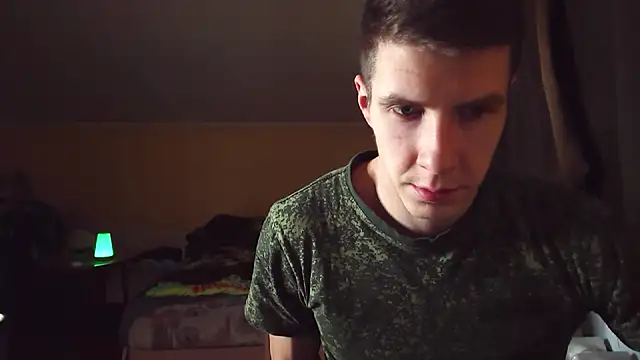 Chris_Brien's Live XXX Chat