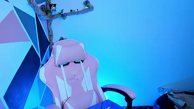 แชท XXX สดของ little_emma0