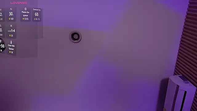 hotiergirl élő XXX-chatje