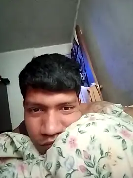 jr121221 Webcam-Show