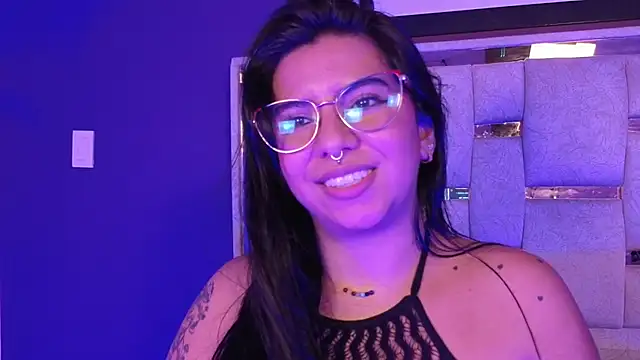 emilyy_cooperr Live XXX Chat