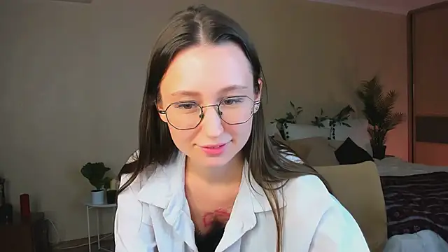 แชท XXX สดของ YourLovellyStory