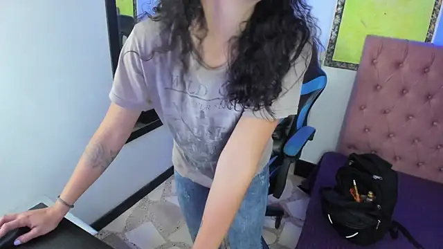 alison_moon7's Live XXX Chat