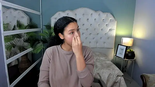 Онлайн чат XXX AriaVega