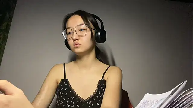 Онлайн чат XXX LinaClous