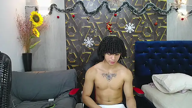 kim_curlyy's Live XXX Chat