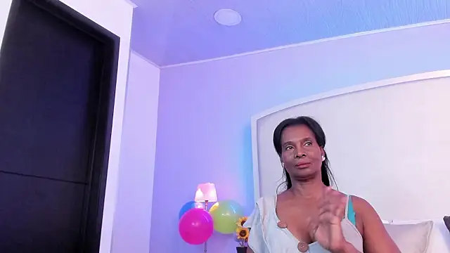 salome_moon_ Live XXX Chat