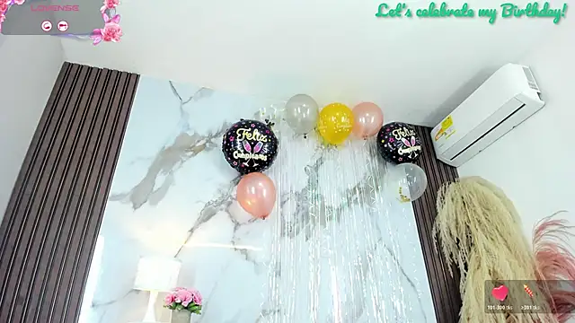 hilarythomsom's Live XXX Chat