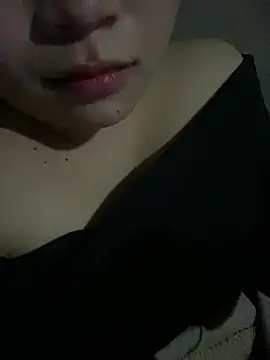 lili-roze Show Webcam