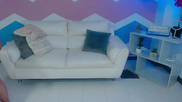 elena_milf1 – webcam-show