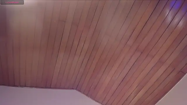 ella__olmos' Live XXX Chat