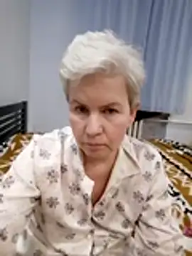 AvaSwan5354's Webcam Show