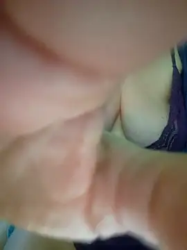 Hot-Muci élő XXX-chatje