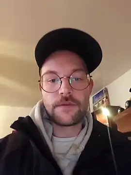 _whoisthatguy_ Webcamshow