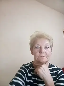 Calypso-Loove Live XXX Chat