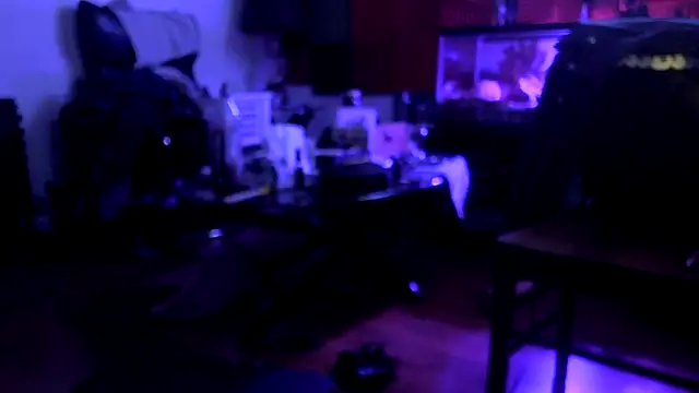 Chat XXX en directo de TheHellBilly