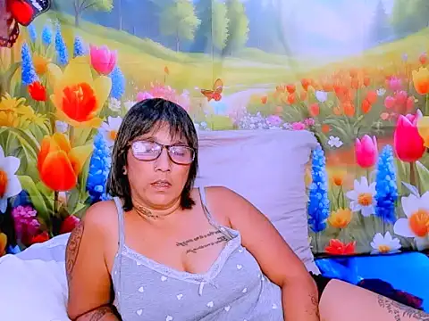 Онлайн чат XXX indianroxy