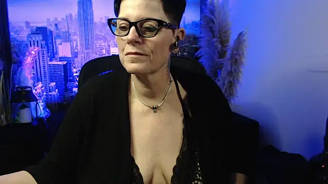 Онлайн чат XXX ninarandmann