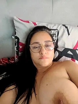 Онлайн чат XXX Ameliarizo