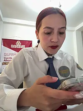 Emily-7_'s Webcam Show