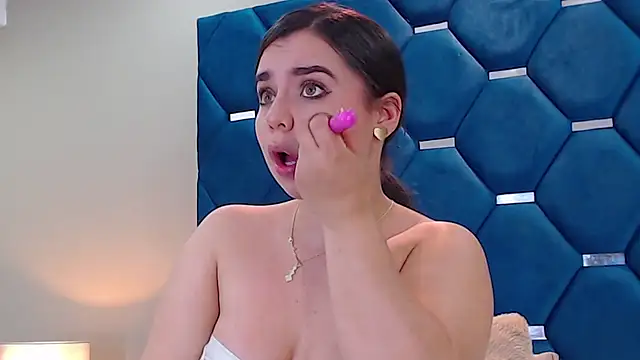 Chat XXX ao vivo de ThaniaJones