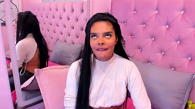 EmmaEbony_'s Live XXX Chat