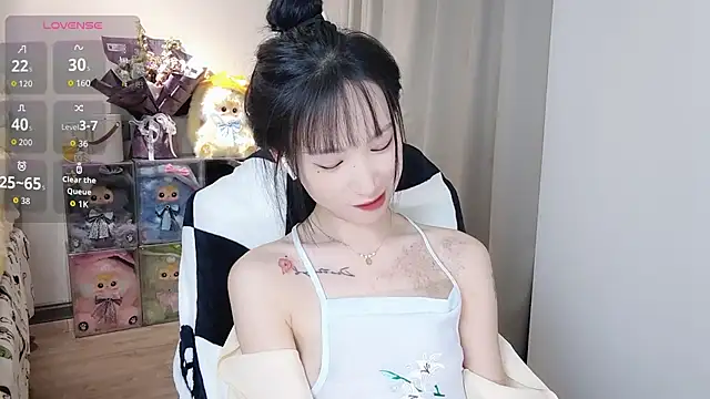 XXX chat uživo modela M-OTT_