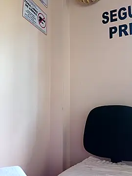 Chat XXX ao vivo de Hannah-colx