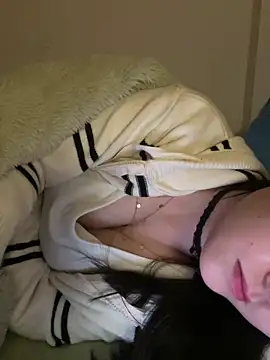 XXX chat uživo modela ruiki666