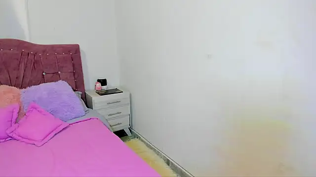 Show Webcam de yourlatina_emely