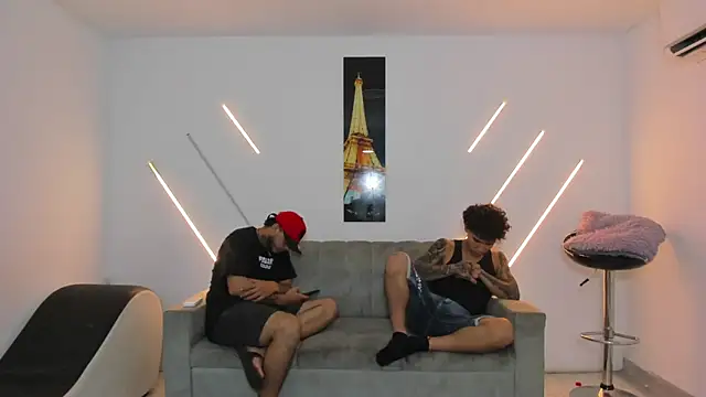 Czat XXX na żywo – brutal_revolution