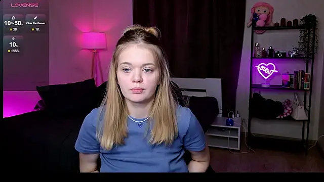 Chat XXX en directo de Elioraa