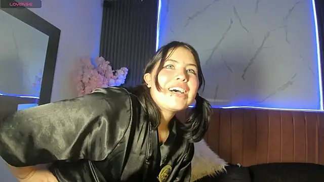 Chat XXX ao vivo de HoneyBonny_