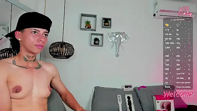 Chat XXX ao vivo de AmberAdams_