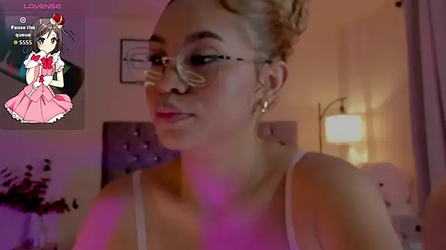 OxanaFedorova1-'s Live XXX Chat